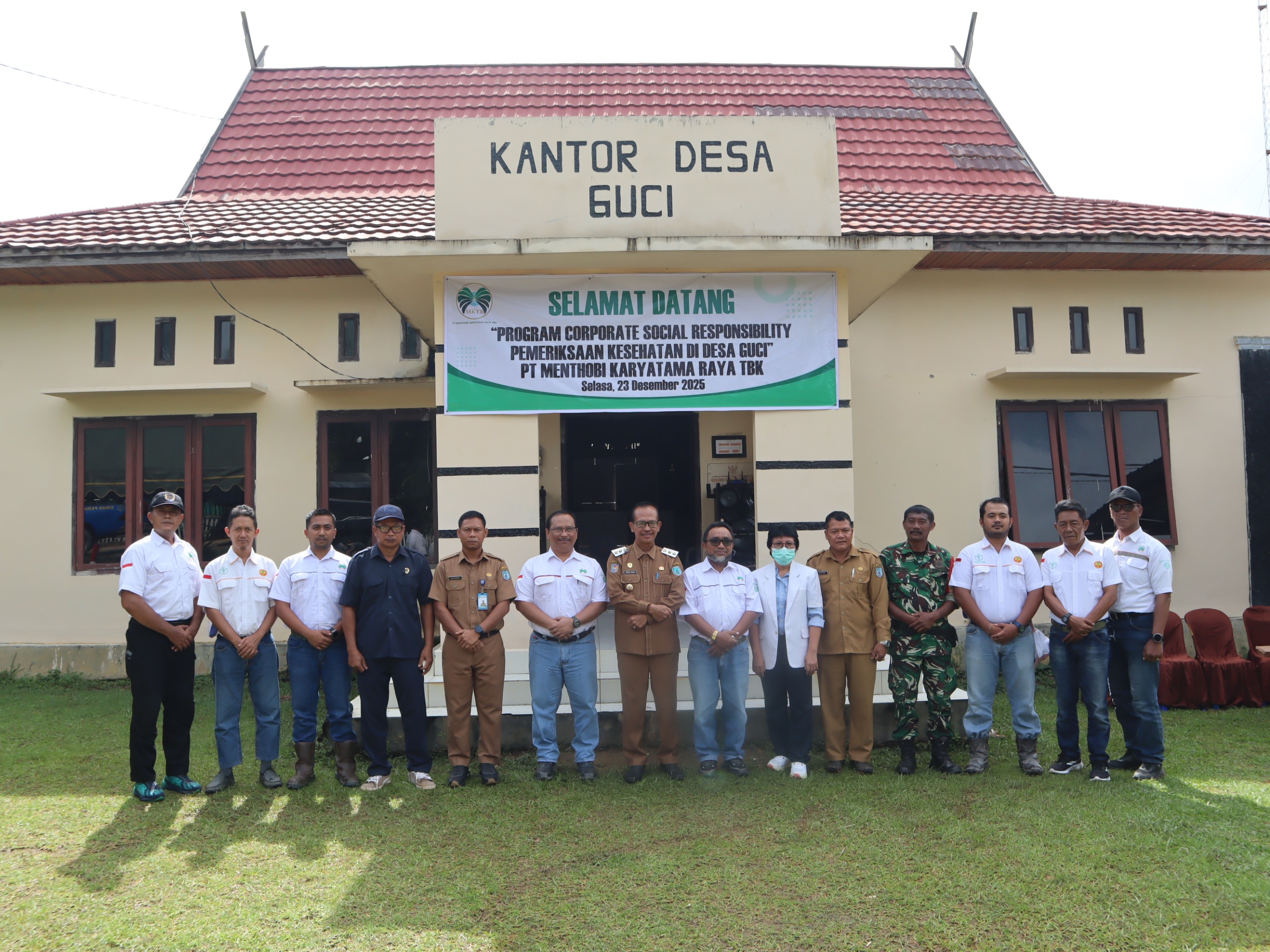 PT Menthobi Karyatama Raya Gelar Pengobatan Gratis, Wabup Lamandau Turun Langsung ke Desa Guci